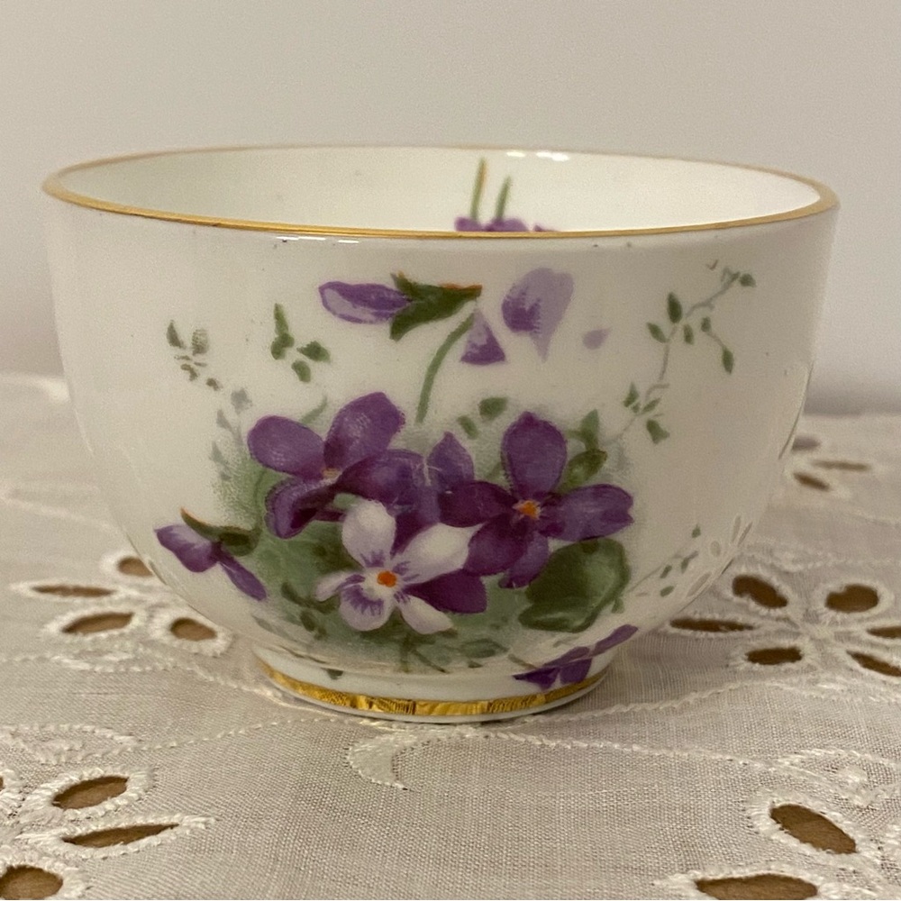 Vintage Hammersley Victorian Violets Sugar Bowl Bone China England’s Countryside